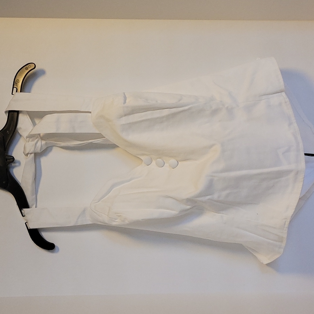 White halter